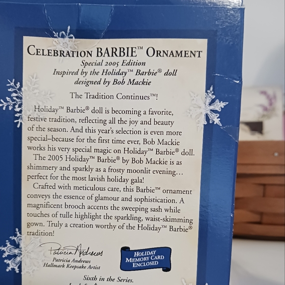 Hallmark Barbie Collector Series Ornament 2003 Edition - Picture 7 of 8